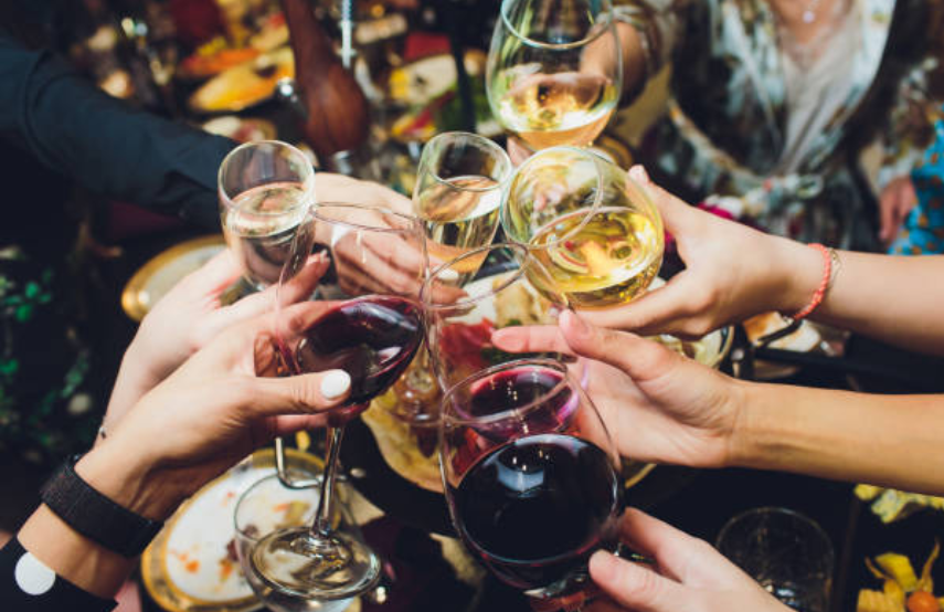 5 Cách đơn giản và dễ dàng giúp bạn uống rượu không say