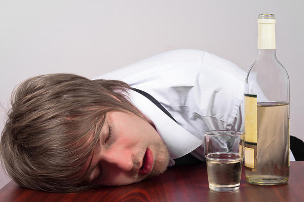 Rượu gây độc thần kinh, gan thận và toàn bộ cơ thể