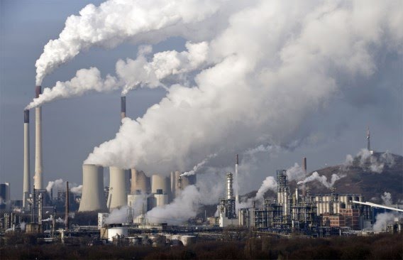Khí thải từ các nhà máy là nguyên nhân gây ung thư phổi