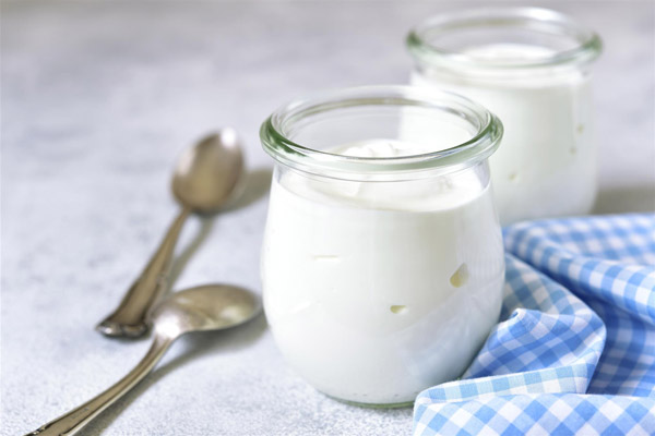 Sữa chua giàu lợi khuẩn tốt cho hệ tiêu hóa của người bệnh giãn phế quản