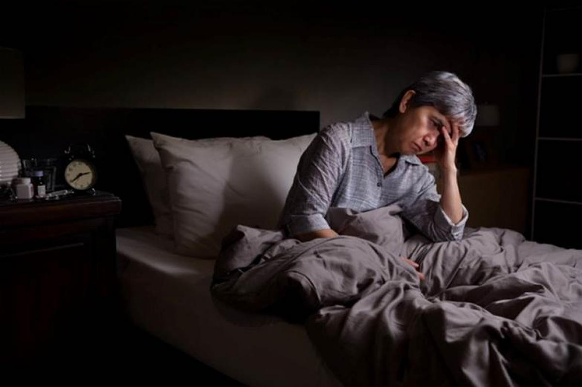 Bệnh phổi tắc nghẽn mãn tính COPD khiến người bệnh mất ngủ