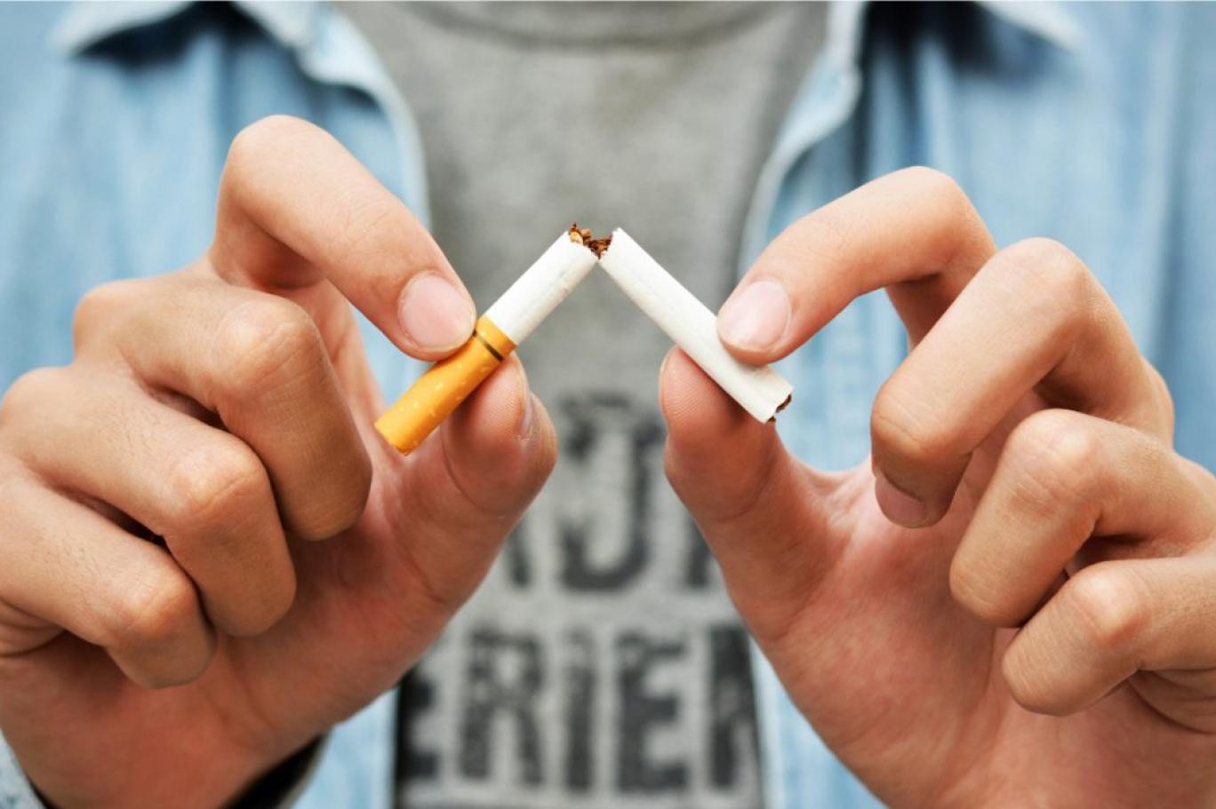 Người bệnh cần bỏ thuốc lá và hạn chế đến những nơi nhiều khói thuốc