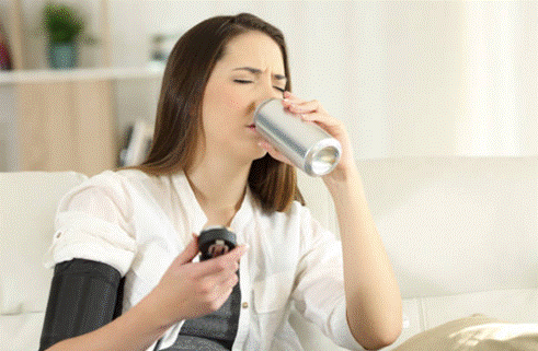 Người bệnh tiểu đường luôn có cảm giác khát mặc dù đã uống nhiều nước