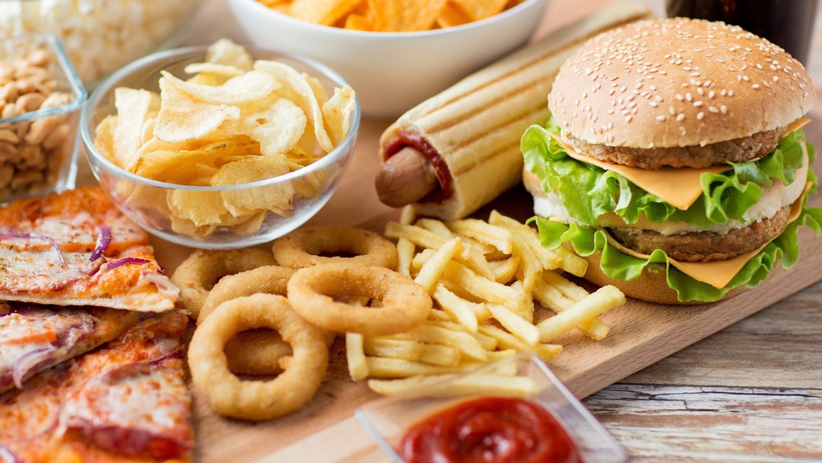 Thói quen lạm dụng đồ ăn nhanh có thể hình thành bệnh tiểu đường