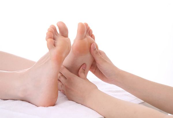 Người bệnh tiểu đường loại 2 cần được chăm sóc da chân thường xuyên