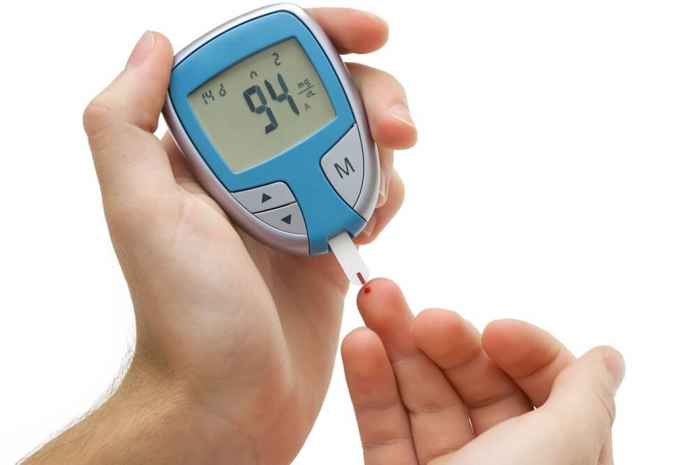 Người bệnh tiểu đường nên có máy đo đường huyết tại nhà