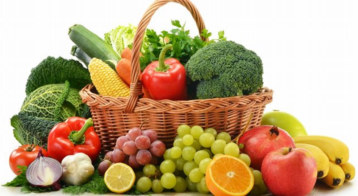 Người bị rụng tóc nên ăn nhiều rau xanh và hoa quả