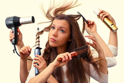  Làm đẹp tóc cũng là nguyên nhân khiến tóc yếu dễ rụng