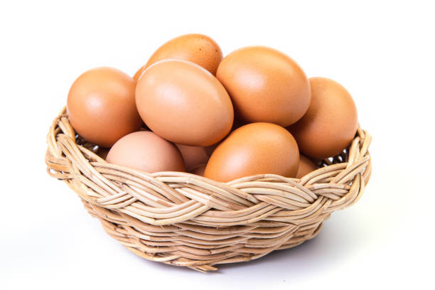 Trứng là đáp án không thể thiếu cho câu hỏi “Ăn gì để giảm rụng tóc?”