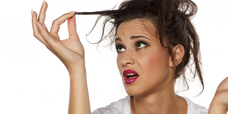 Chữa rụng tóc cho da đầu dầu bằng cách nào? Giải pháp tối ưu là gì?