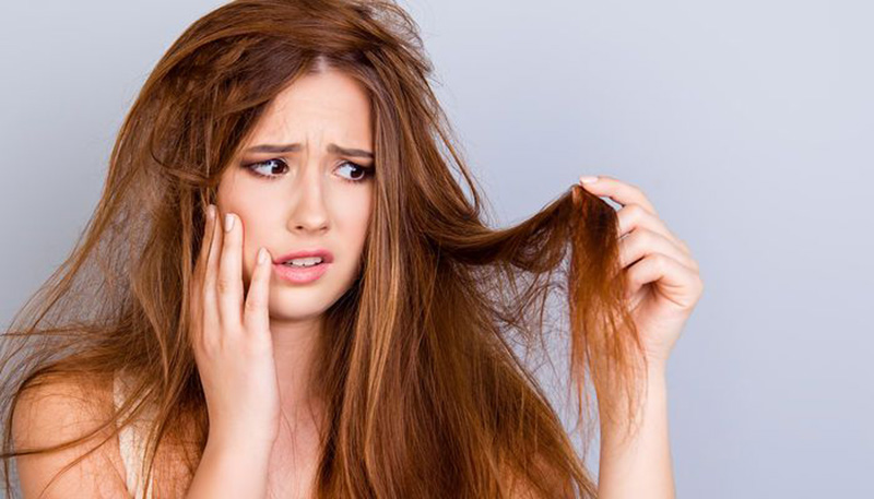 5 biểu hiện rõ ràng nhất khi tóc bị hư tổn và cách khắc phục hiệu quả