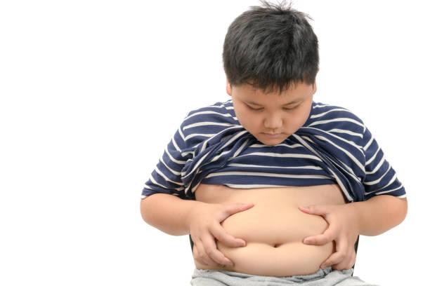 Ép con ăn có thể làm tăng nguy cơ béo phì ở trẻ nhỏ