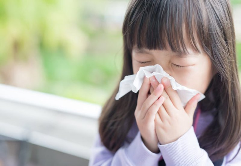 Trẻ bị sốt cảm cúm