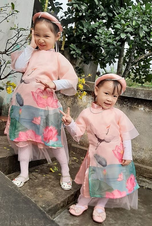 Hai cô công chúa nhỏ đáng yêu nhà chị Tân