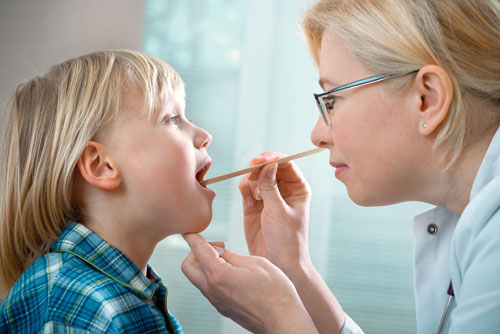 Bệnh tai mũi họng ở trẻ và những điều cần quan tâm