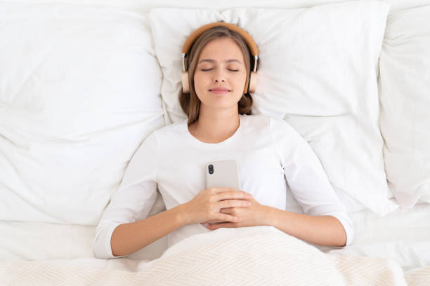 Nghe nhạc trước khi đi ngủ giúp bạn tinh thần thoải mái hơn