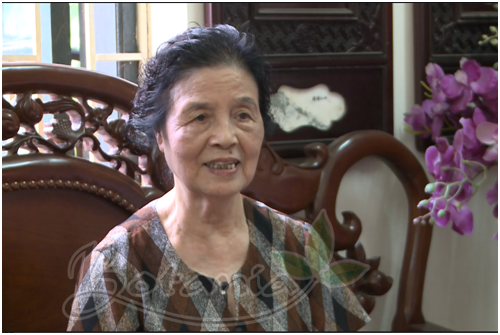 bác Đào Tuyết Loan, 75 tuổi ở số 2 Hàng Bún, Ba Đình, Hà Nội, số điện thoại: 0167.965.3844