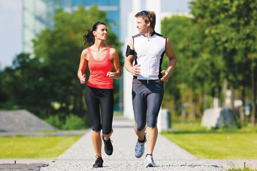 Tăng cường vận động thường xuyên, đi bộ, tập thể dục, chơi thể thao… phòng ngừa bệnh trĩ