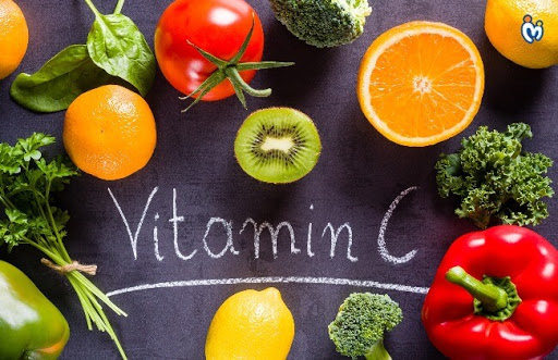Thực phẩm giàu vitamin C tốt cho người bệnh suy giãn tĩnh mạch chân