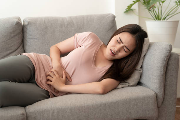 Người bệnh viêm đại tràng thường xuyên bị đau bụng