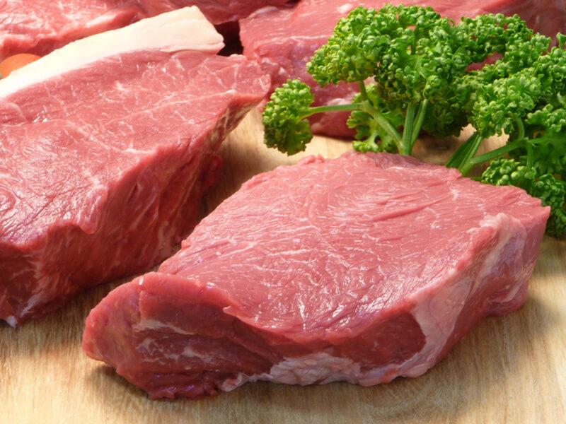 Thịt nạc sẽ không làm người bệnh bị đầy hơi hay khó chịu ở bụng.