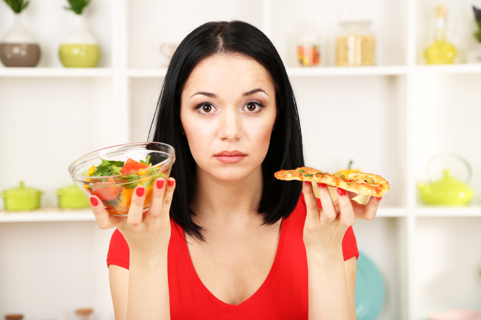 Ăn uống thiếu chất, ăn kiêng thái quá gây rụng tóc ở phụ nữ