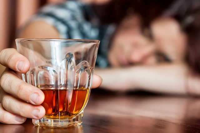 Phạm tội khi say rượu có phải chịu trách nhiệm hình sự?