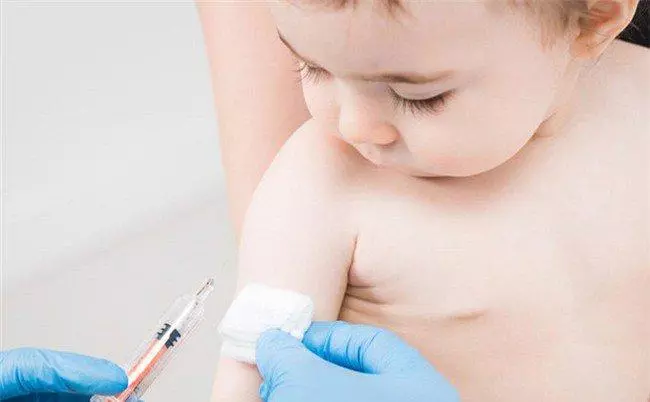 Tiêm vắc xin là cách phòng ngừa thủy đậu tốt nhất