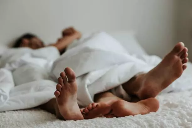 Ngủ tốt cũng góp phần hạn chế bệnh rối loạn cương dương.