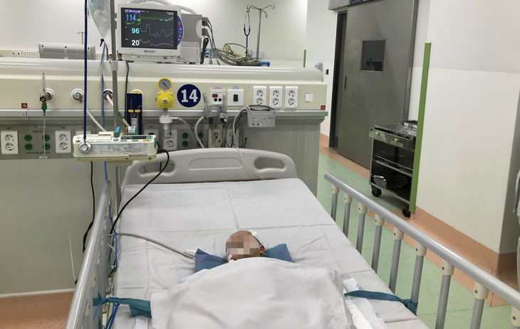 TP. Hồ Chí Minh: Nhiều trẻ nhập viện vì mắc sốt xuất huyết thể nặng
