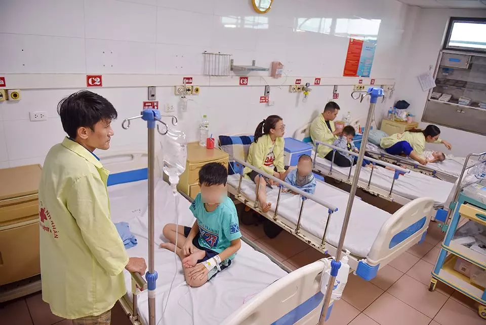 Hà Nội: Gia tăng trẻ nhập viện do virus hợp bào hô hấp RSV: Đề phòng bệnh lây lan