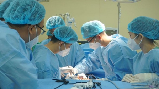 Bệnh nhân suy thận mạn giai đoạn cuối phải phẫu thuật ghép thận