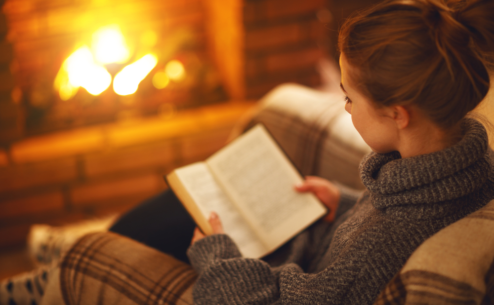 Đọc sách trước khi đi ngủ giúp ngủ ngon hơn