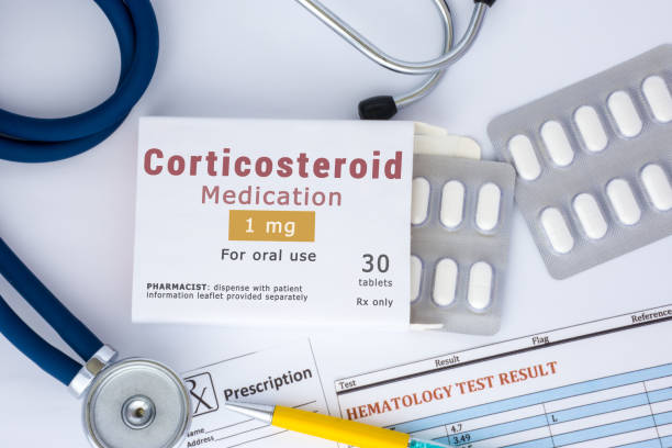 Corticosteroid có thể được sử dụng theo dạng uống hoặc tiêm